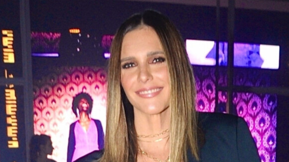 Fernanda Lima posa com os 3 filhos e cabelo deixa web em dúvida: 'Cortou?'