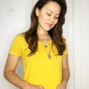 Geovanna Tominaga comemora perda de peso após a gravidez