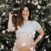 Sabrina Petraglia exibiu foto do barrigão da segunda gravidez. Mãe de Gael, 1 ano, atriz está grávida de Maya