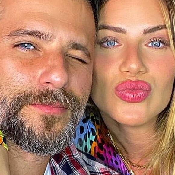 Bruno Gagliasso e Giovanna Ewbank estão curtindo férias em Angra dos Reis