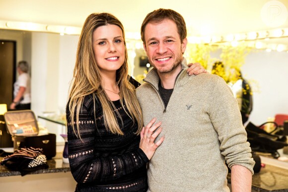 Tiago Leifert e Daiana Garbin estão casados há oito anos