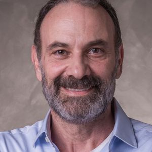 Com Covid, Marco Ricca teve nova melhora, mas segue internado em hospital do Rio: 'Respirando espontaneamente'