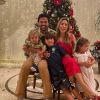 Patricia Abravanel reúne marido e os filhos em foto de Natal