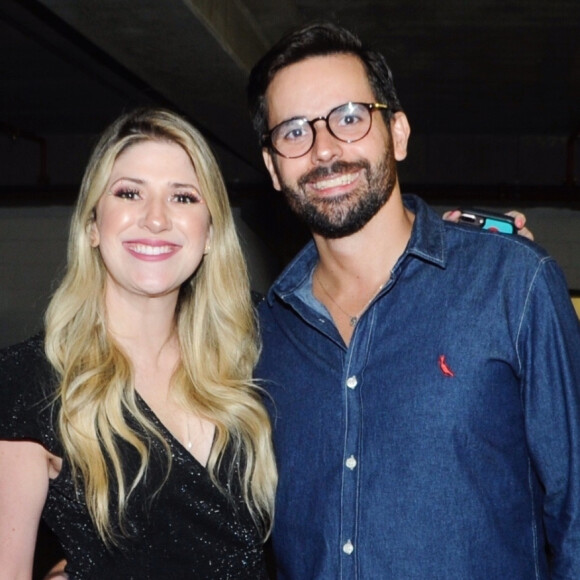 Dani Calabresa comemora um ano de namoro com Richard Neuman