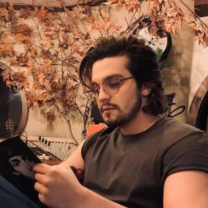 Luan Santana teve rumor de affair afastado por Mariana Rios: 'Amigos'