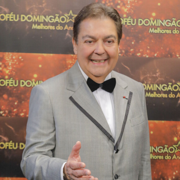 Famosos lamentaram saída de Fausto Silva Globo