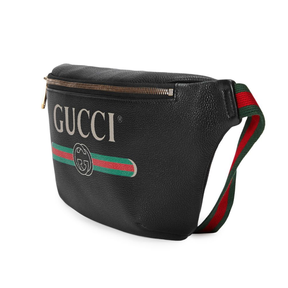 Pochete usada por Cleo é inspirada nas estampas Gucci dos anos 80