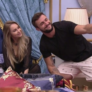 'BBB 21': Carla Diaz perguntou Arthur sobre ter sido chamada de oportunista