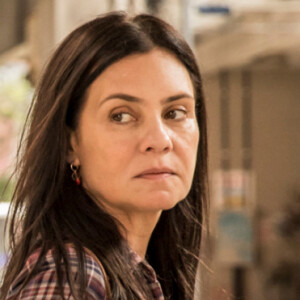 Na reta final da novela 'Amor de Mãe' Lurdes (Regina Casé) vai ser sequestrada por Thelma (Adriana Esteves)