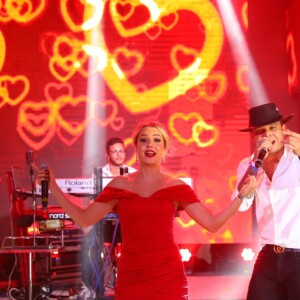 Namoro de Gabi Martins e Tierry começou com vazamento de mensagens