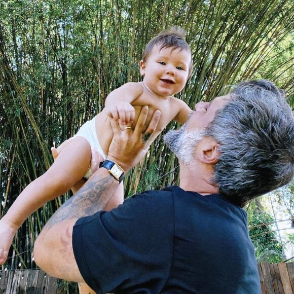 Zyan é o filho caçula de Bruno Gagliasso e Giovanna Ewbank