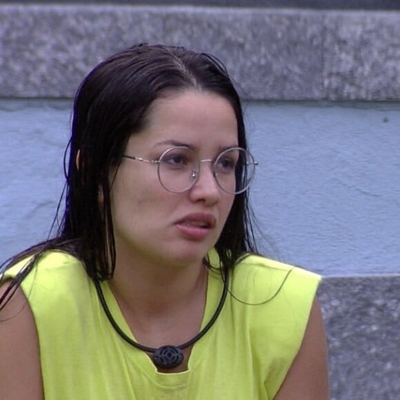 No 'BBB 21', Juliette incomoda ao lembrar que Thaís a mandou para o Paredão