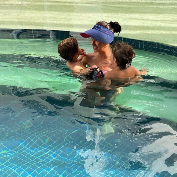 Filho mais velho de Andressa Suita e Gusttavo Lima, Gabriel dispensa novo irmão