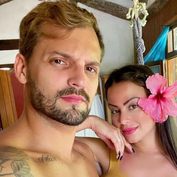 'Power Couple Brasil': Victoria Villarim (bailarina que disputou "A Fazenda 12") e o empresário Paulo Rapuano também devem ser confinados