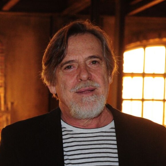 Carol Junger e José de Abreu estão juntos desde 2019