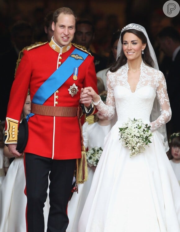 Buquê de noiva de Kate Middleton tinha flor que homenageava Príncipe William