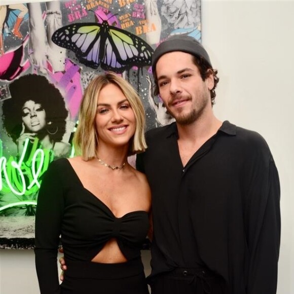 Giovanna Ewbank é irmã mais velha do artista plástico Gian Luca