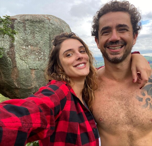 Rafa Brites e Felipe Andreoli estão juntos há 11 anos; apresentadora se casou aos 23 anos com o jornalista