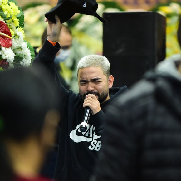 Yudi Tamashiro fez oração em velório de MC Kevin e citou o pai, vítima de Covid-19