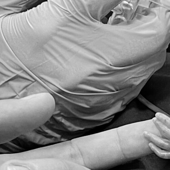 Filho de Whindersson e Maria Lina nasce prematuro de 22 semanas e vai para UTI