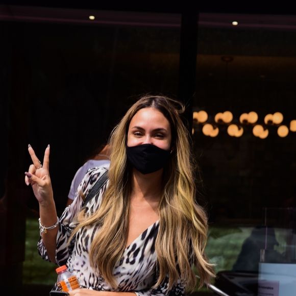 ex-BBB Sarah Andrade planeja voltar a trabalhar com marketing e negócios, sua área profissional de antes da participação no reality da Globo