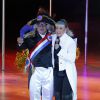Xuxa apareceu pela primeira vez sem a bota na noite de quarta-feira durante o espetáculo 'Chacrinha, o Musical'
