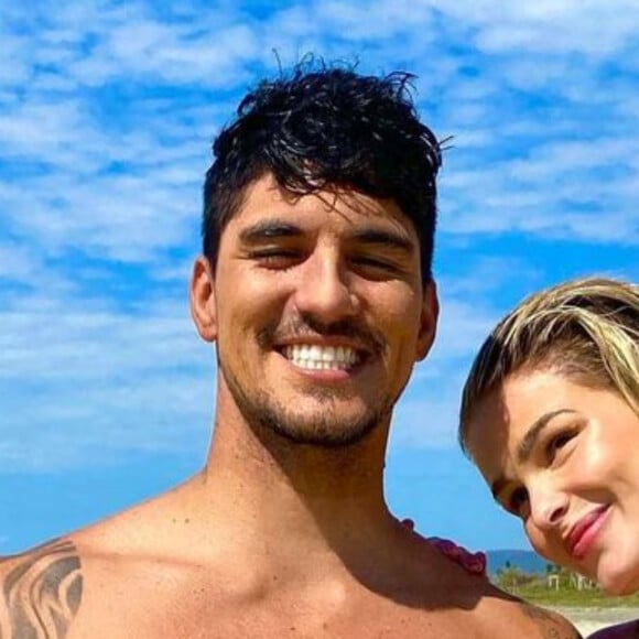 Yasmin Brunet e Gabriel Medina teriam insistido para que modelo também fosse para Tóquio