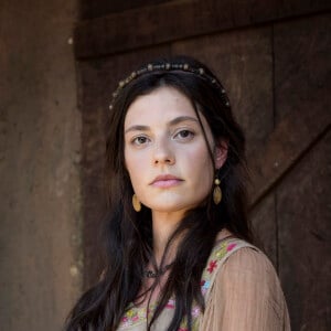 Novela 'Gênesis': Zilpa (Lina Mello) é a escolhida de Lia (Michelle Batista), mãe de 4, para ter filhos com Jacó (Miguel Coelho)