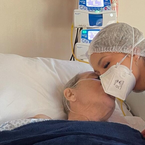 Virgínia Fonseca pede 'energias positivas' e agradece apoio por intubação do pai: 'Tô melhor'