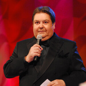 'Olimpíadas do Faustão' mostravam competidores enfrentando obstáculos para atravessarem caminhos