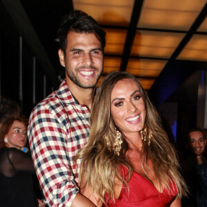 Nicole Bahls foi apoiada após o fim do casamento com Marcelo Bimbi