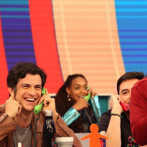 Luciano Huck leva quadros como 'The Wall' para o seu novo 'Domingão' na Globo, deixando Marcos Mion no comando do 'Caldeirão' com atrações inéditas