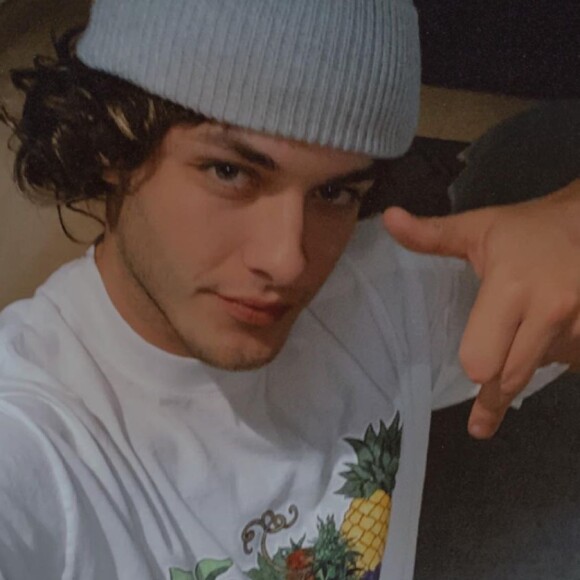 Griffin Johnson, suposto affair de Anitta, ascendeu na web com o Tik Tok