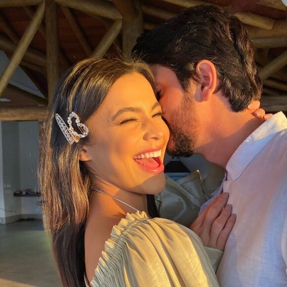 Ex-BBB Emilly Araújo ressaltou os momentos 'incríveis' que viveu ao lado de Paulo Simão