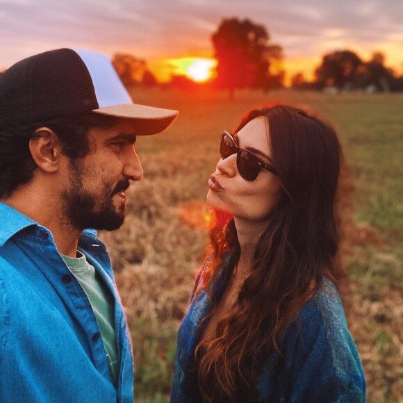 Thaila Ayala e Renato Góes vão ser pais pela primeira vez