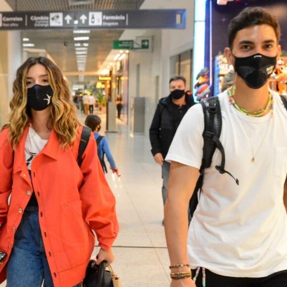 Giovanna Lancellotti foi fotografada ao lado de seu novo affair, Gabriel David