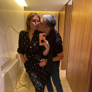 William Bonner e a mulher, Natasha Danta, celebraram 3 anos de casamento