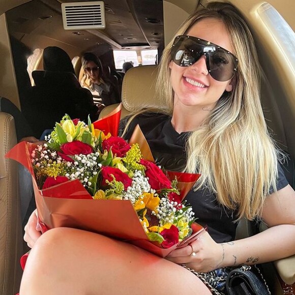 Virgínia Fonseca exibe presente surpresa de Zé Felipe: 'Para sempre nós'