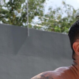 'A Fazenda 13': Rico Melquiades tem fama de polêmico e já protagonizou primeira briga no programa