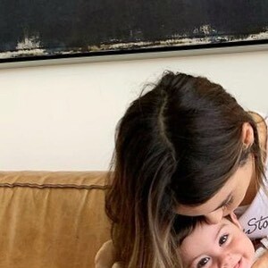 Sthefany Brito mostra maternidade real no Instagram e exibe momento com o filho de 10 meses, Antonio Enrico