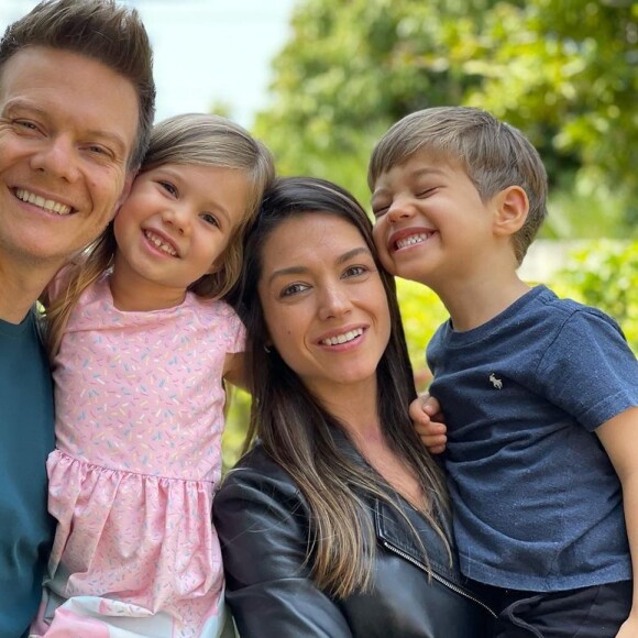 Crescimento dos filhos de Thais Fersoza e Michel Teló roubou a cena na web