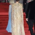 Veja detalhes da capa do vestido de Kate Middleton em premier