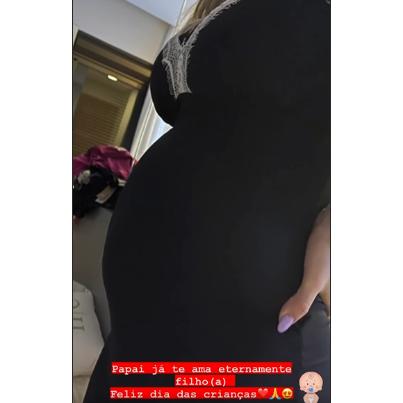 Hulk posta foto da barriga de gravidez de Camila Ângelo, sua mulher