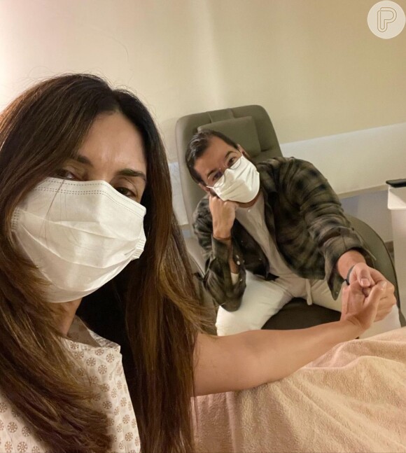 Túlio Gadêlha, namorado de Fátima Bernardes, postou uma foto com a apresentadora no hospital
