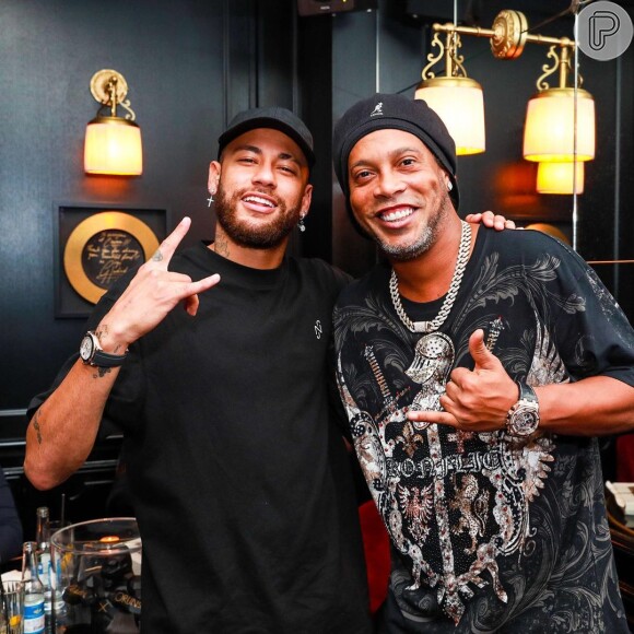 Neymar e Ronaldinho trocaram elogios nas redes sociais