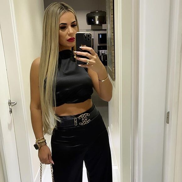 Deolane Bezerra chegou a perder o Instagram por alguns dias após polêmica