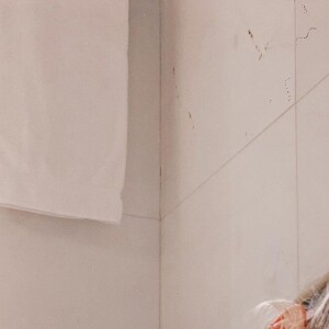 'Encontre na foto minha companhia de hoje', brincou Jade Picon