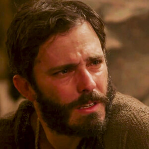 Na novela 'Gênesis', Judá (Thiago Rodrigues) fica desesperado com morte trágica do filho Onã (Caio Veagati)