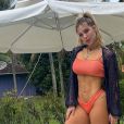 Virgínia Fonseca também exibe biquíni em fotos no Instagram para curtir um dia de sol à beira da piscina