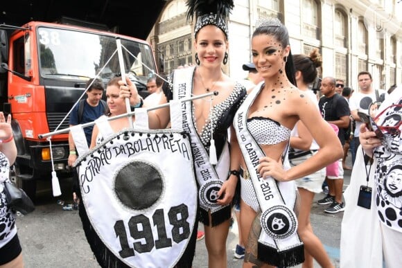 Leandra Leal é porta-estandarte do Bola Preta, o bloco vai retornar ao Carnaval do Rio em 2022